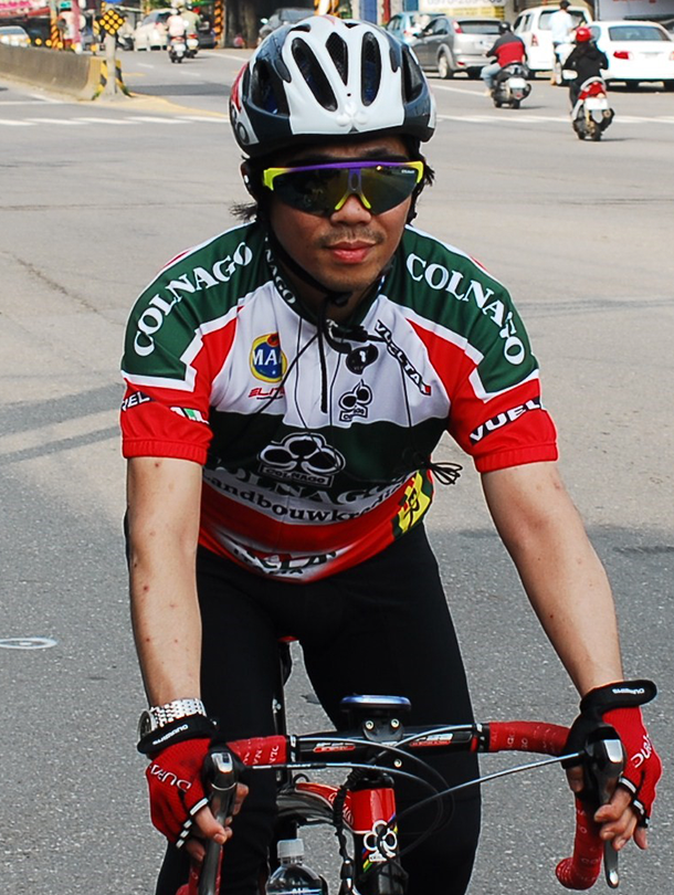 Yong-Wei Joey Hung